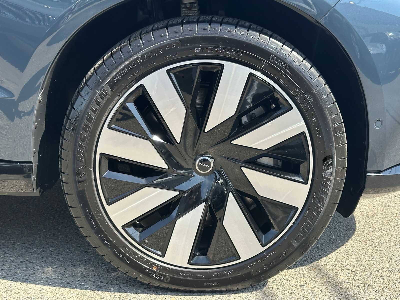 2025 Volvo EX90 Ultra