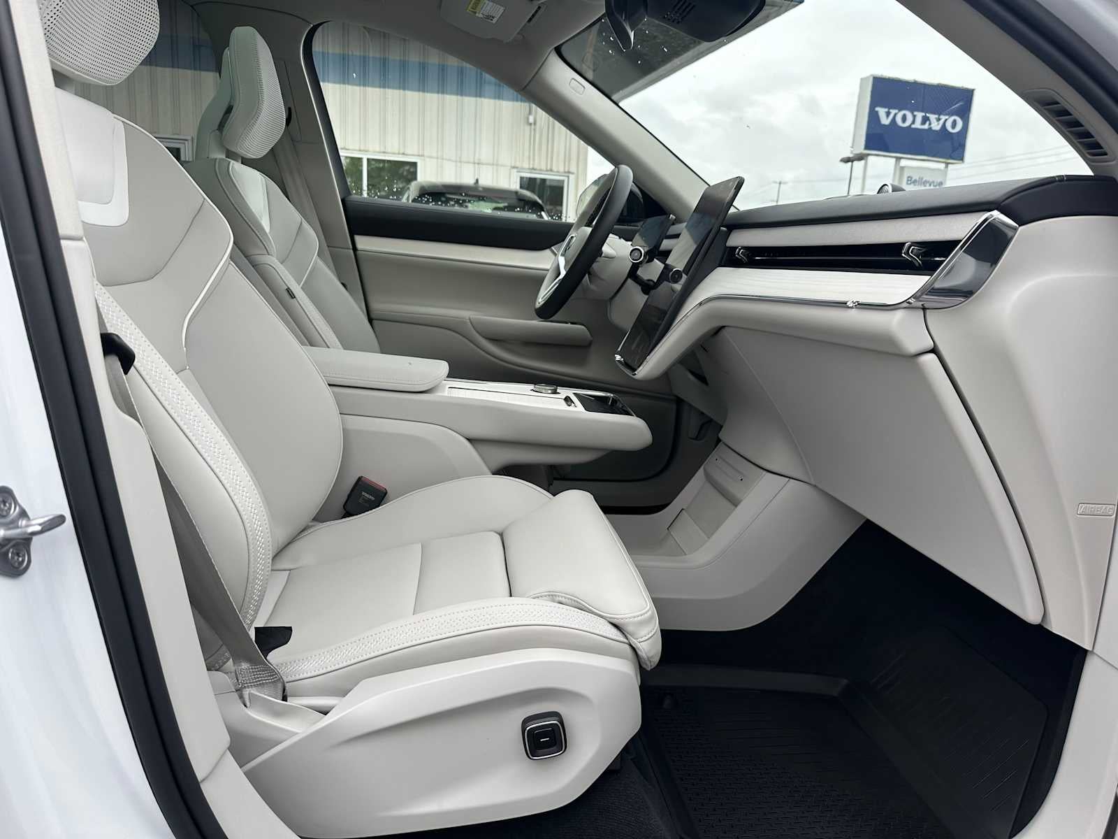 2025 Volvo EX90 Ultra