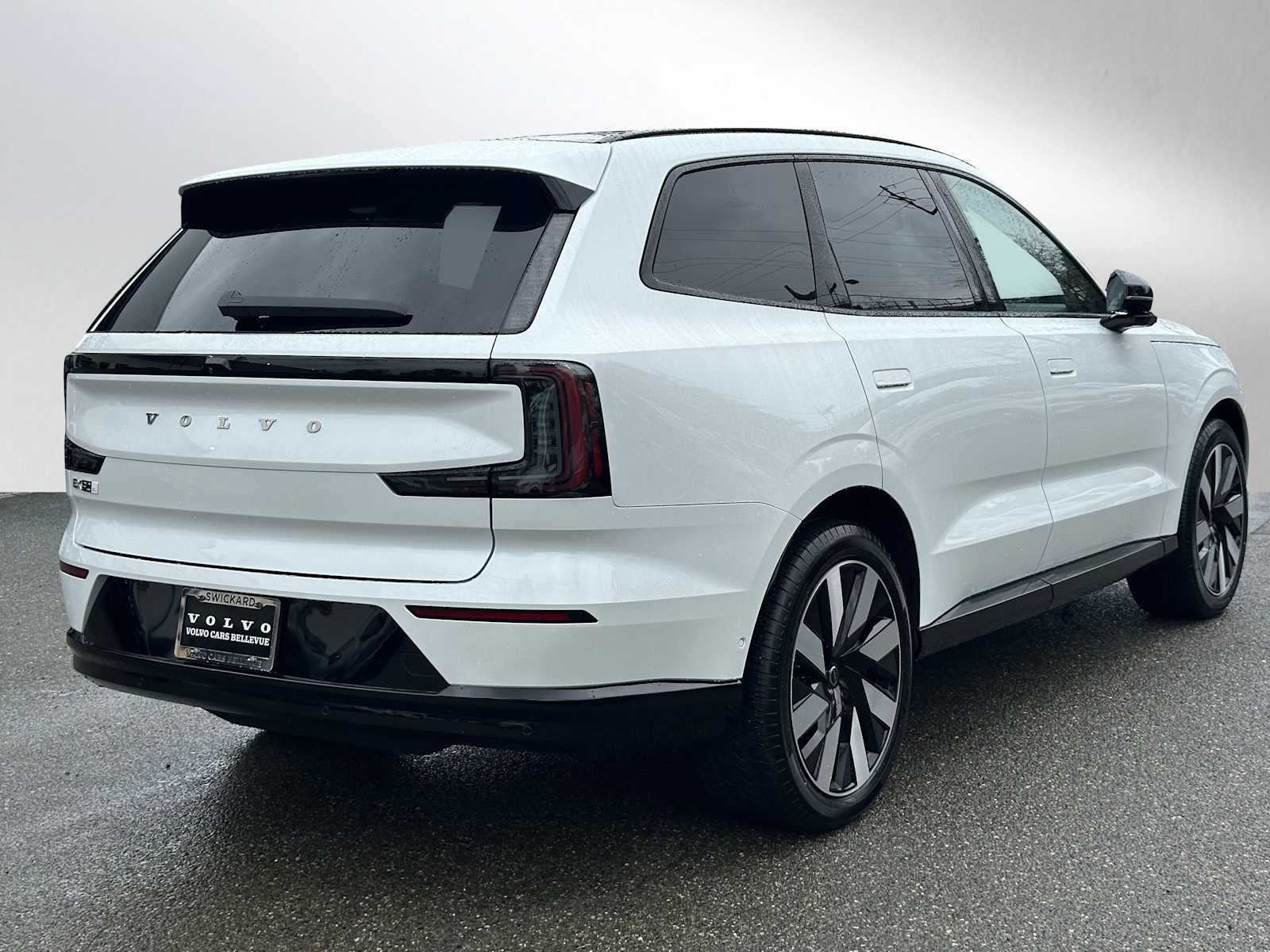 2025 Volvo EX90 Ultra