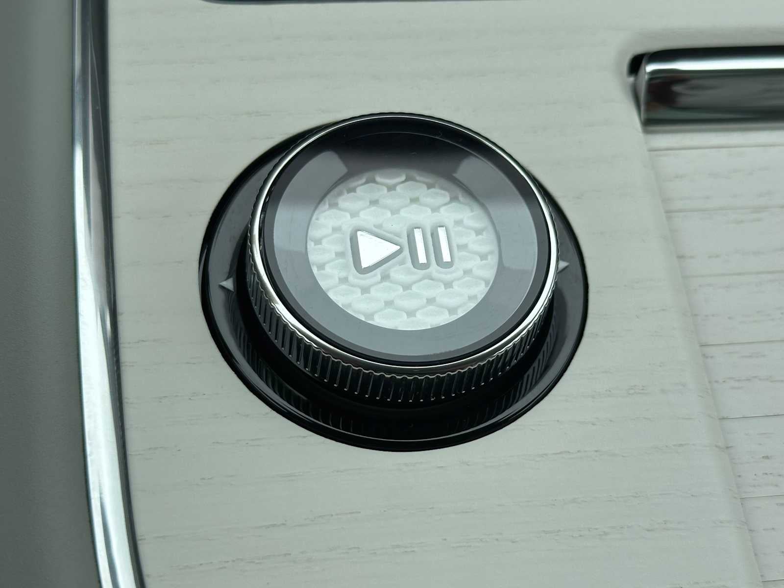 2025 Volvo EX90 Ultra
