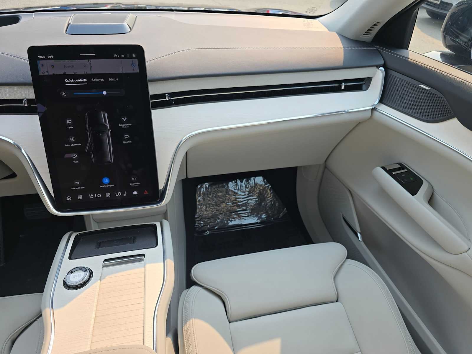 2025 Volvo EX90 Ultra