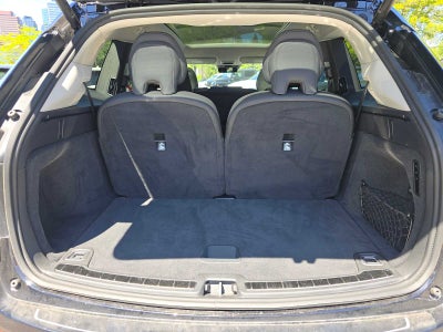 2025 Volvo EX90 Plus