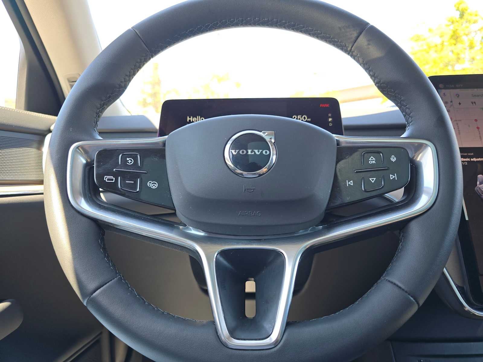 2025 Volvo EX90 Plus