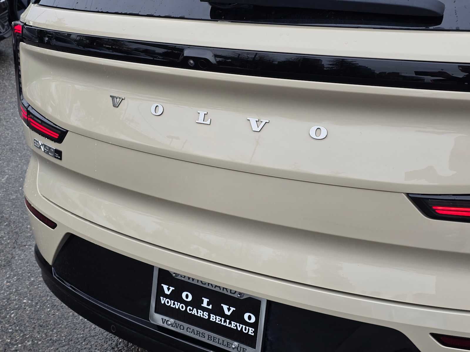 2025 Volvo EX90 Ultra