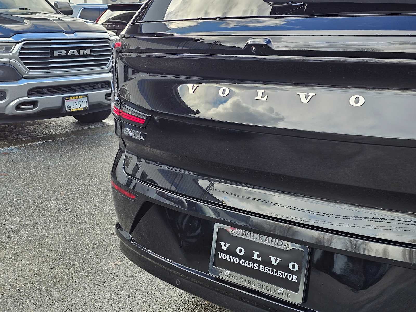 2025 Volvo EX90 Ultra