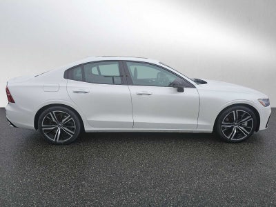 2022 Volvo S60 Recharge Plug-In Hybrid Inscription