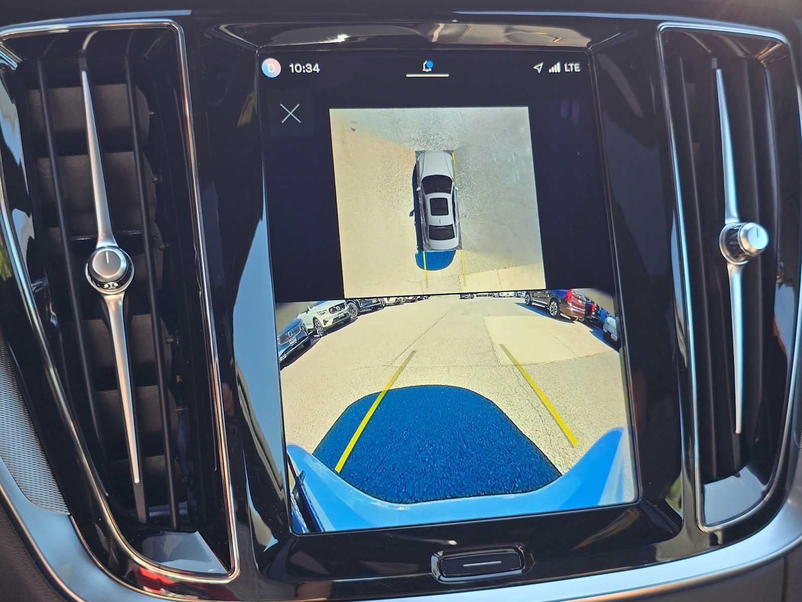 2024 Volvo S60 Recharge Plug-In Hybrid Ultimate Black Edition