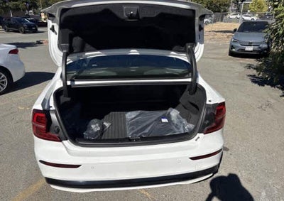 2024 Volvo S60 Recharge Plug-In Hybrid Ultimate Black Edition
