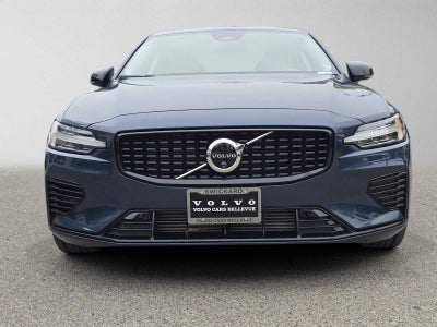 2024 Volvo S60 Recharge Plug-In Hybrid Plus Dark Theme