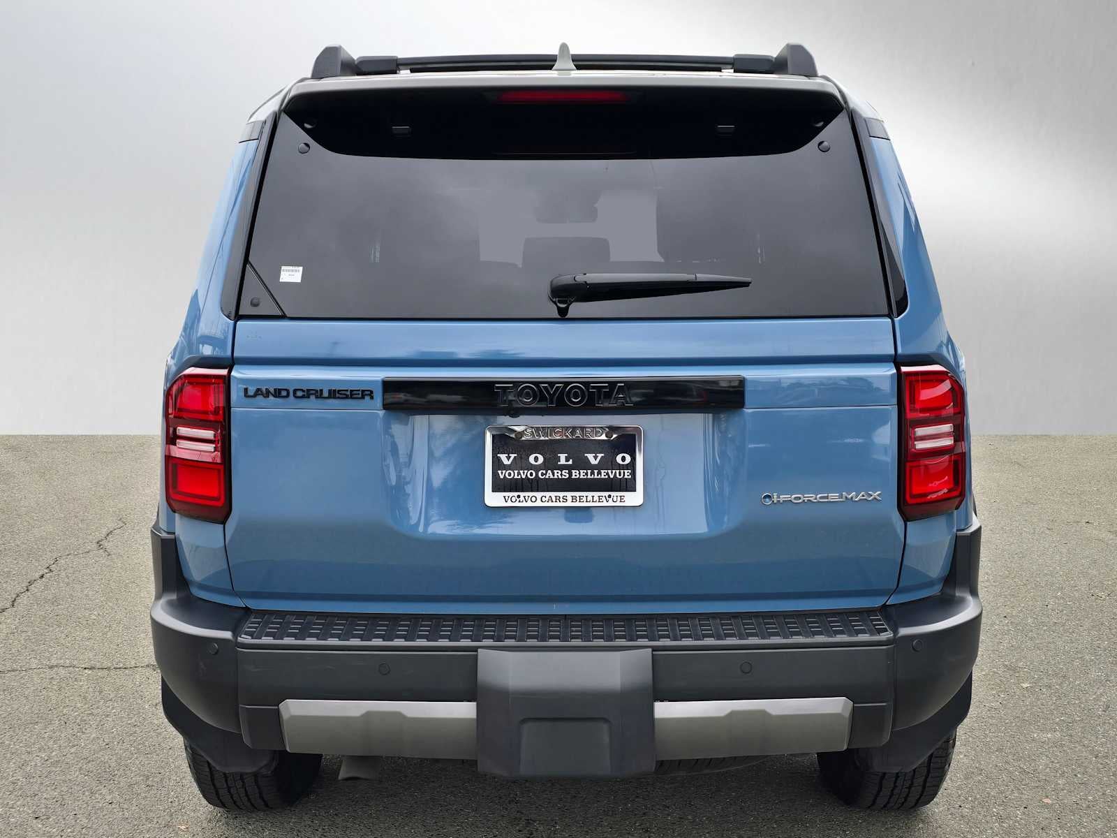 2024 Toyota Land Cruiser 4WD (Natl)