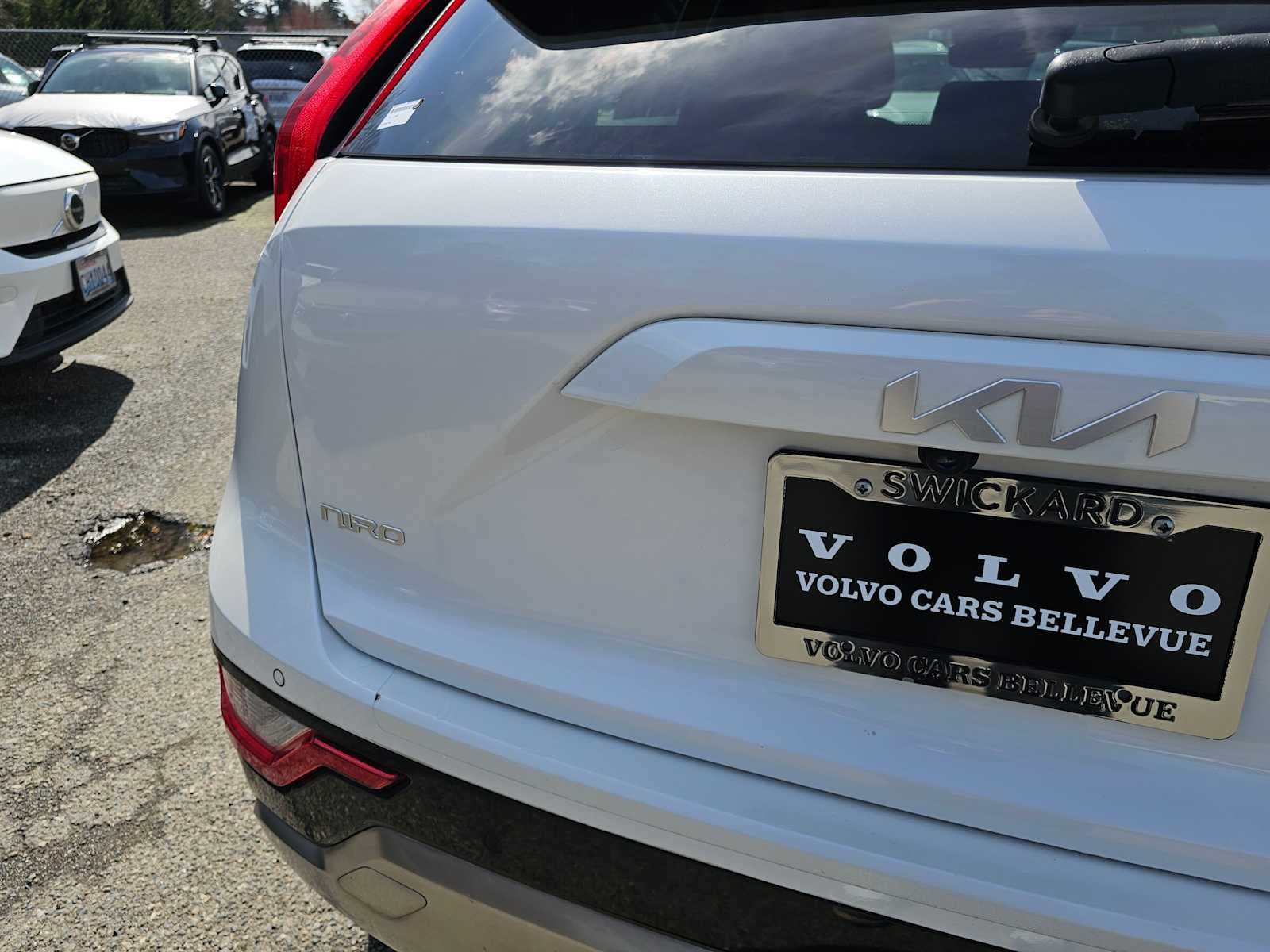 2023 Kia Niro SX