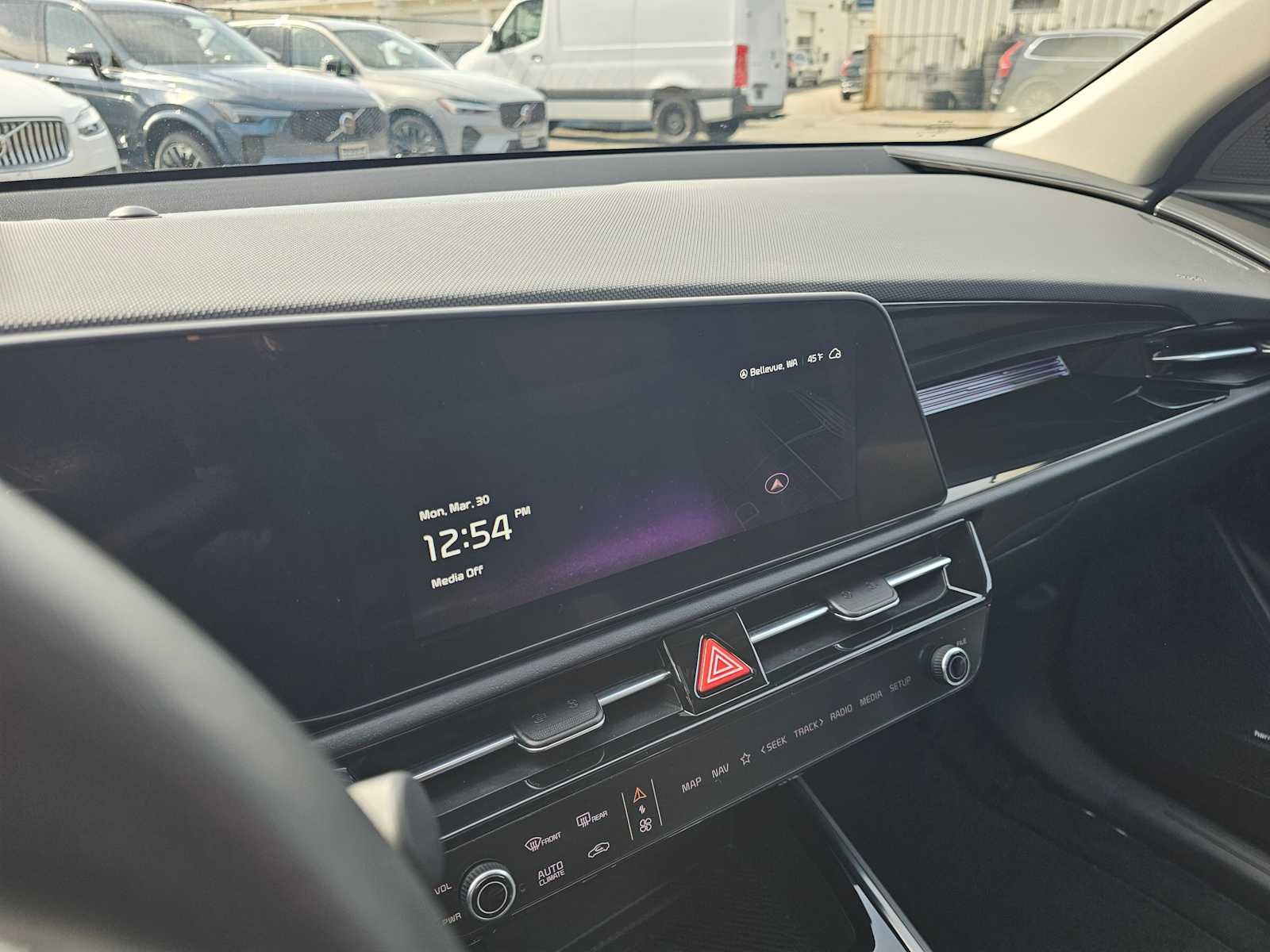 2023 Kia Niro SX