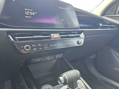 2023 Kia Niro SX