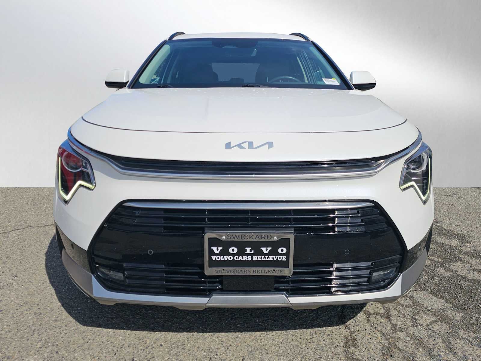 2023 Kia Niro SX