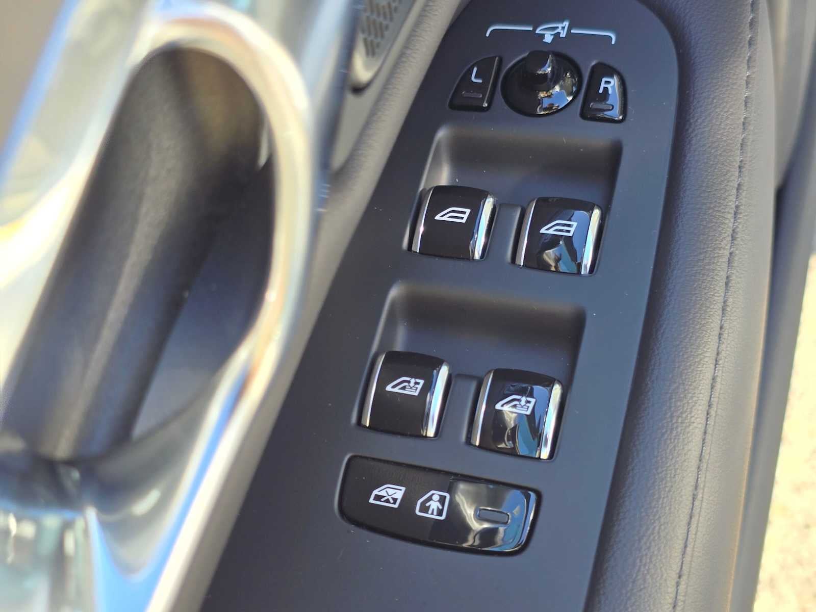 2025 Volvo S90 Plus