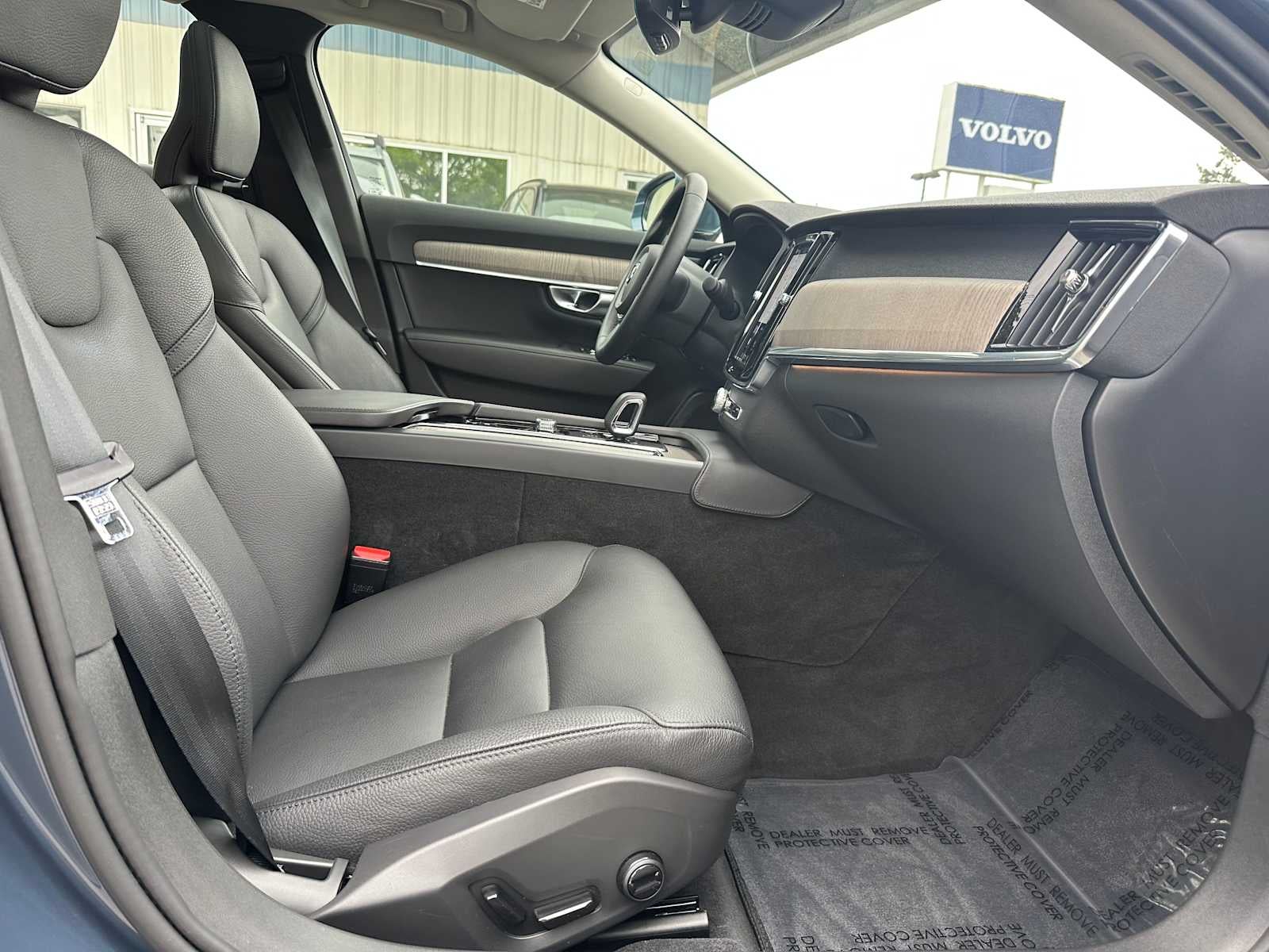 2023 Volvo S90 Plus