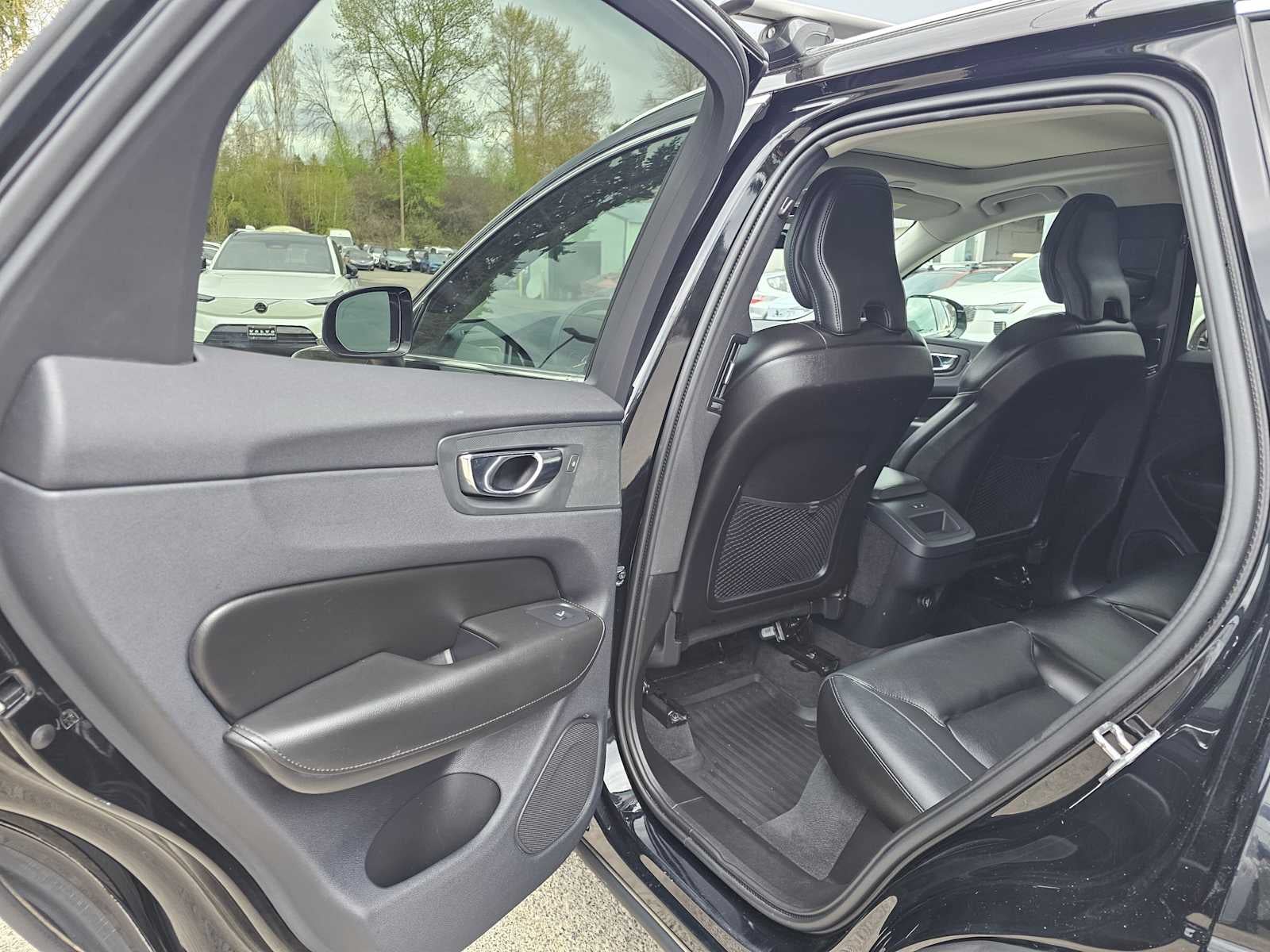 2019 Volvo XC60 Momentum