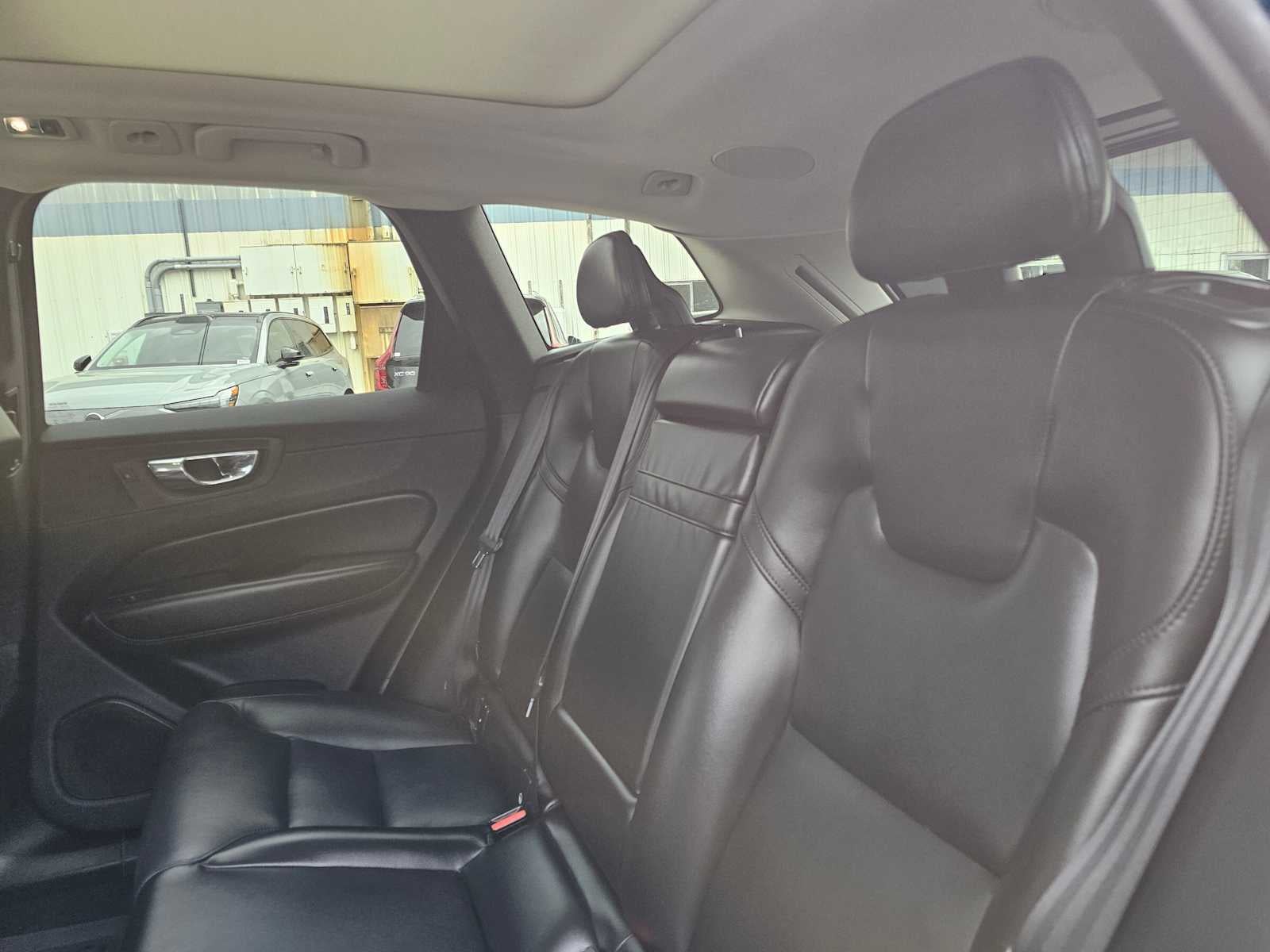 2019 Volvo XC60 Momentum
