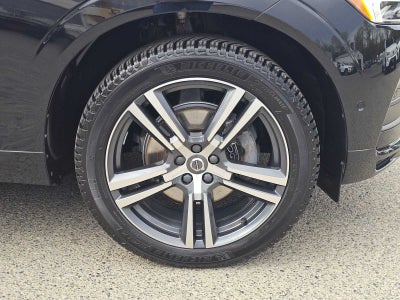 2019 Volvo XC60 Momentum