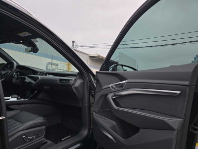 2023 Audi e-tron S Premium Plus
