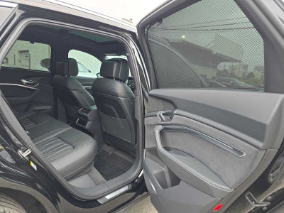 2023 Audi e-tron S Premium Plus