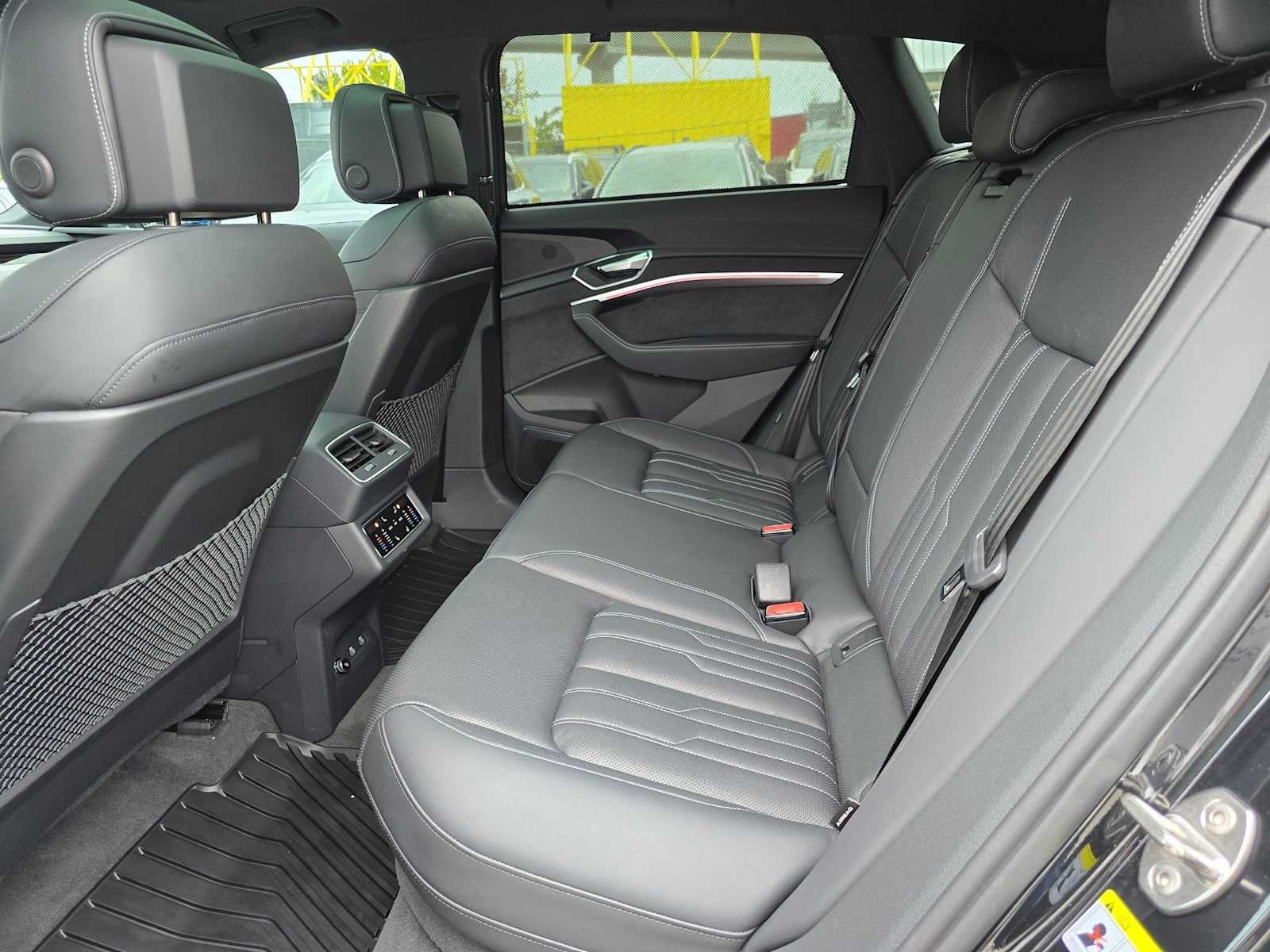 2023 Audi e-tron S Premium Plus