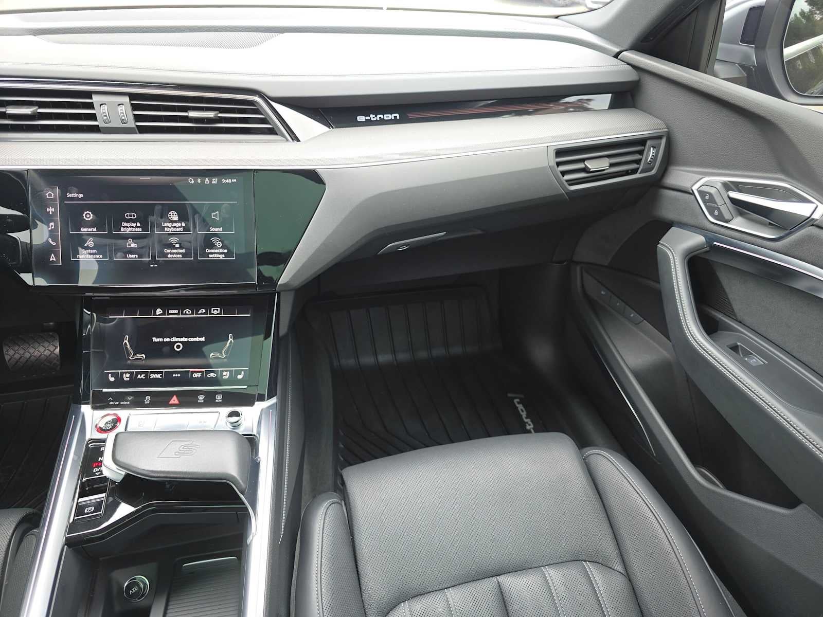 2023 Audi e-tron S Premium Plus