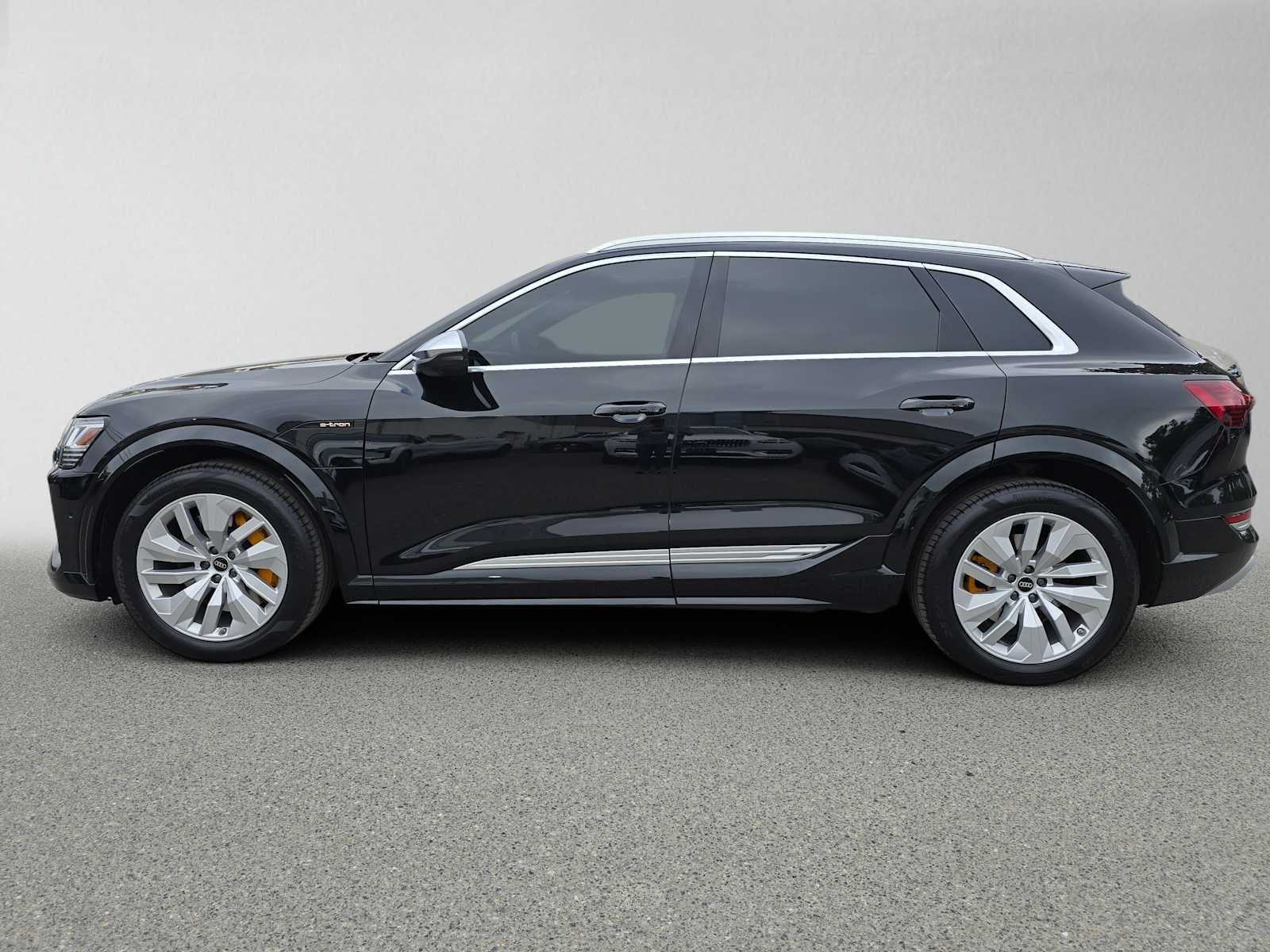 2023 Audi e-tron S Premium Plus