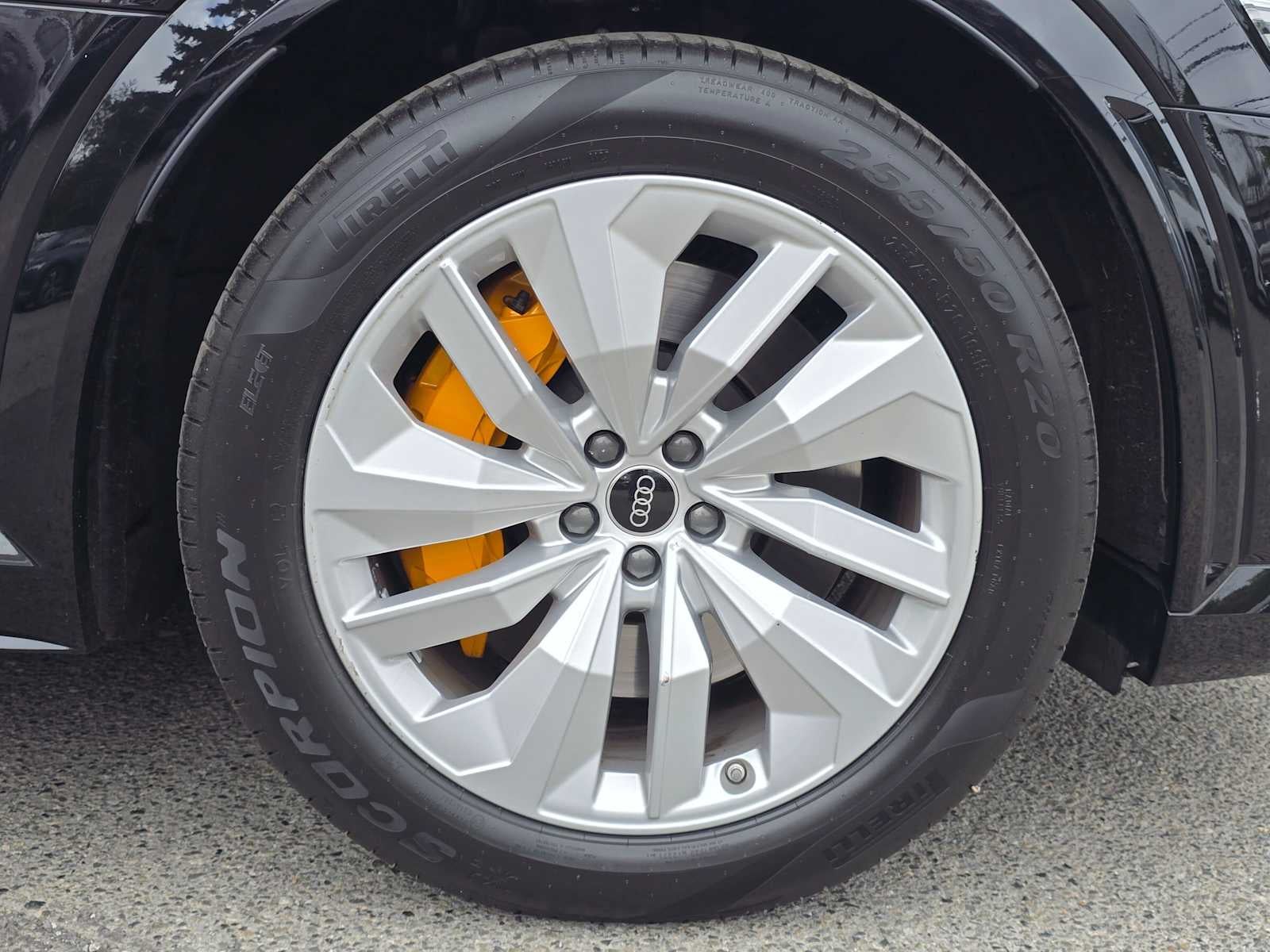 2023 Audi e-tron S Premium Plus