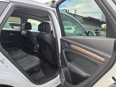 2022 Audi Q5 S line Premium Plus