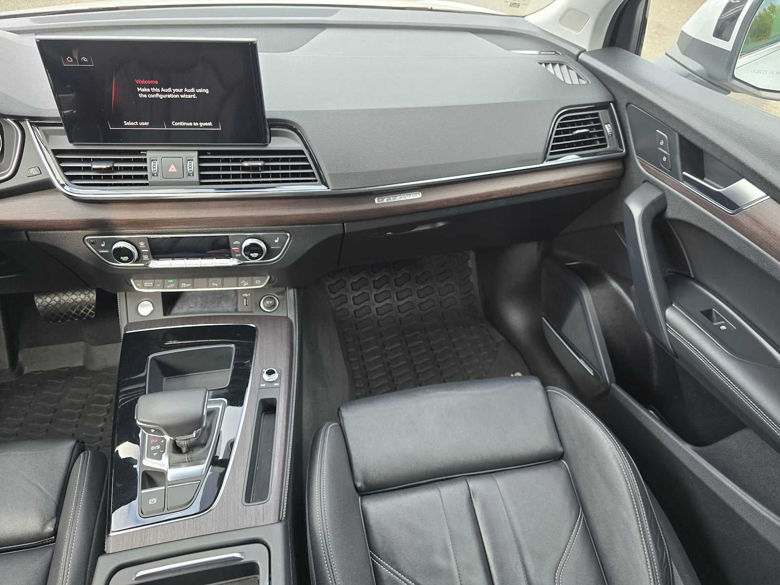 2022 Audi Q5 S line Premium Plus