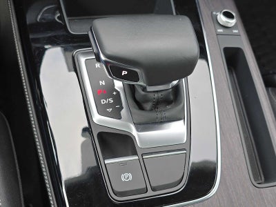 2022 Audi Q5 S line Premium Plus
