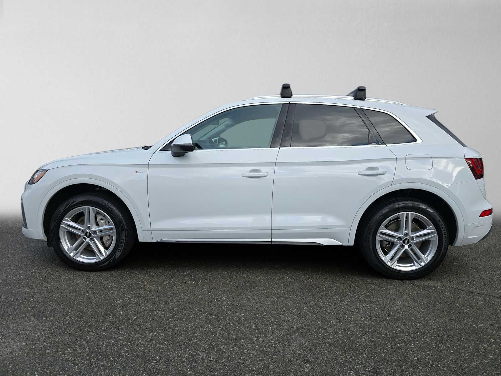2022 Audi Q5 S line Premium Plus