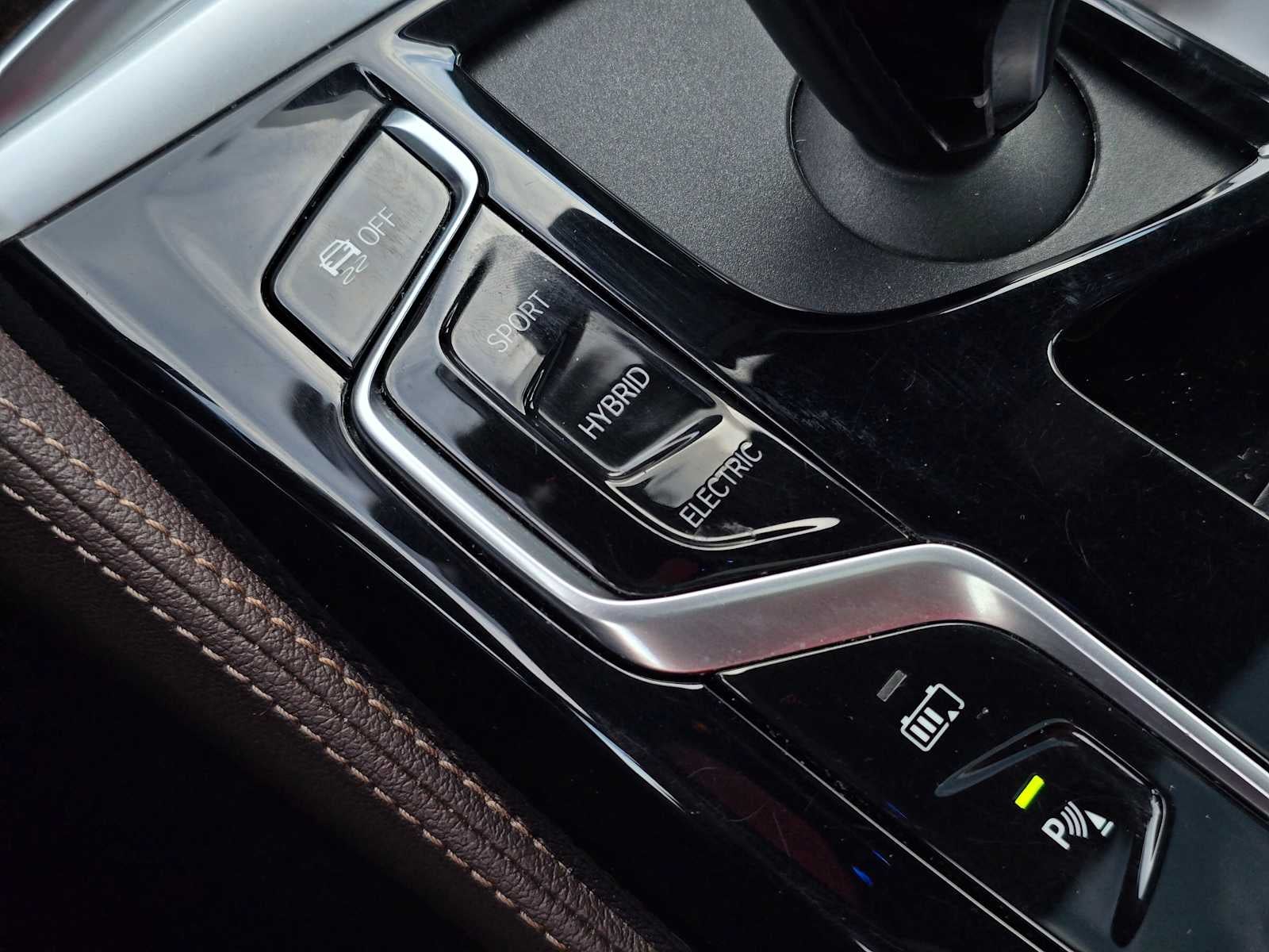 2023 BMW 5 Series 530e xDrive