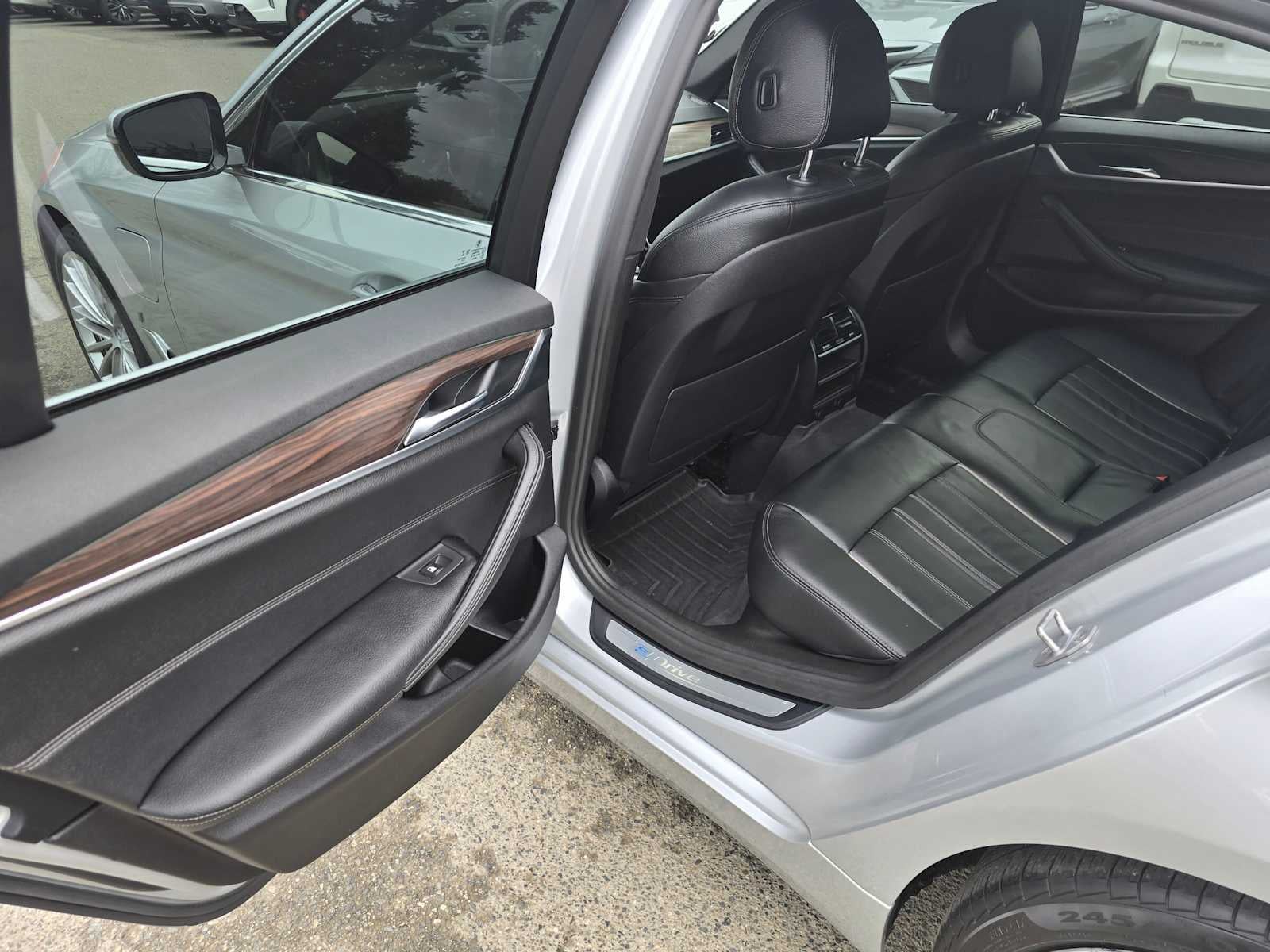 2018 BMW 5 Series 530e xDrive iPerformance