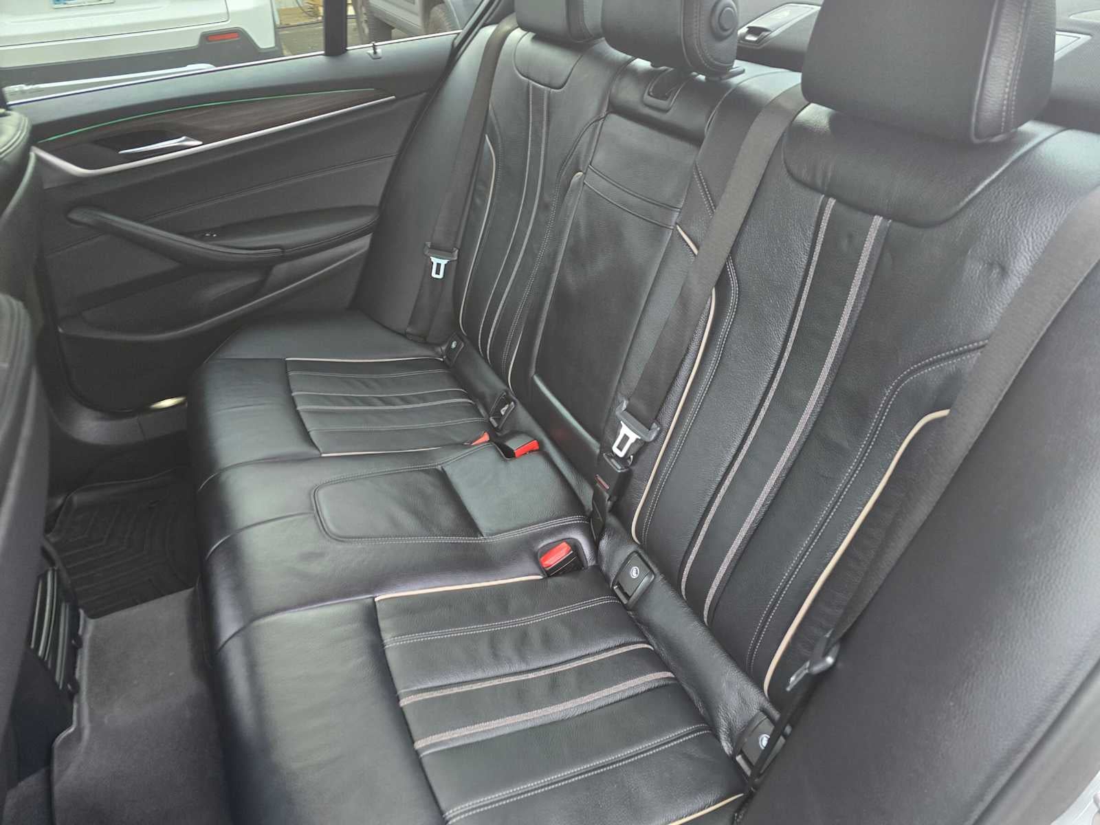 2018 BMW 5 Series 530e xDrive iPerformance