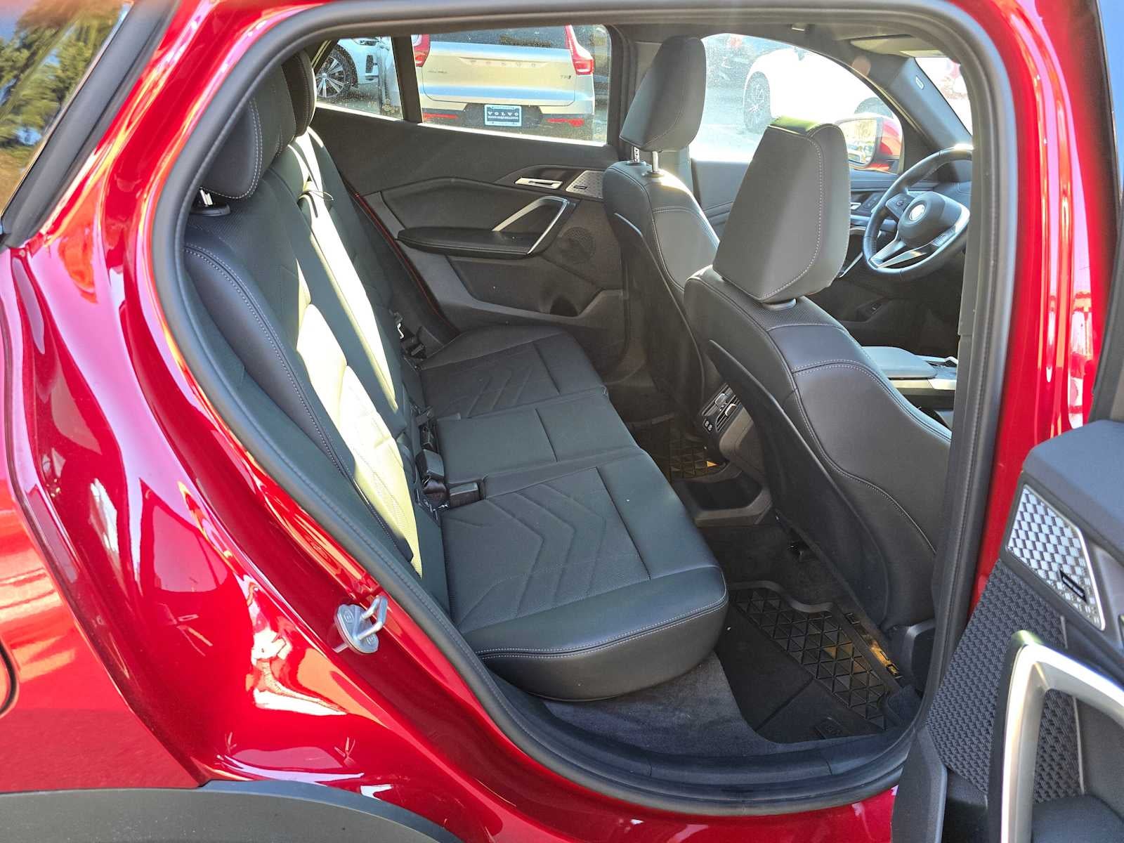 2025 BMW X2 xDrive28i