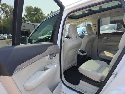 2023 Volvo XC90 Plus