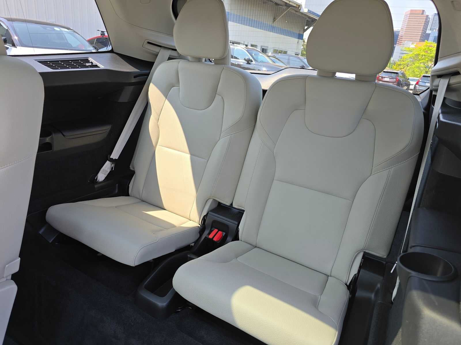 2023 Volvo XC90 Plus
