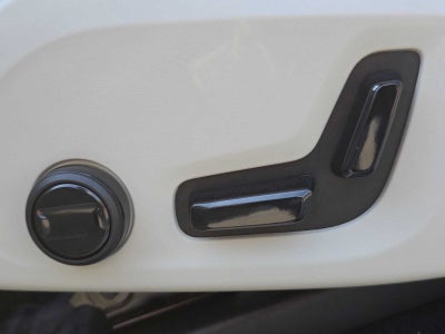 2023 Volvo XC90 Plus