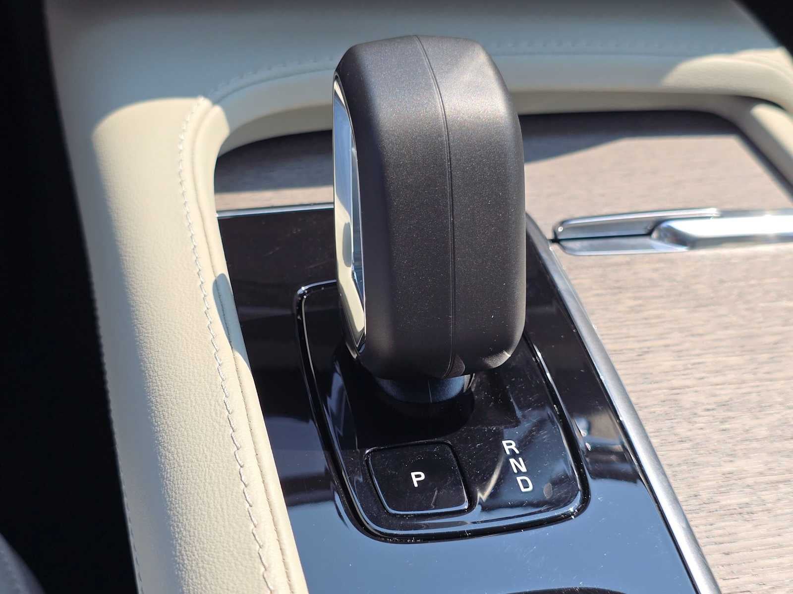 2023 Volvo XC90 Plus