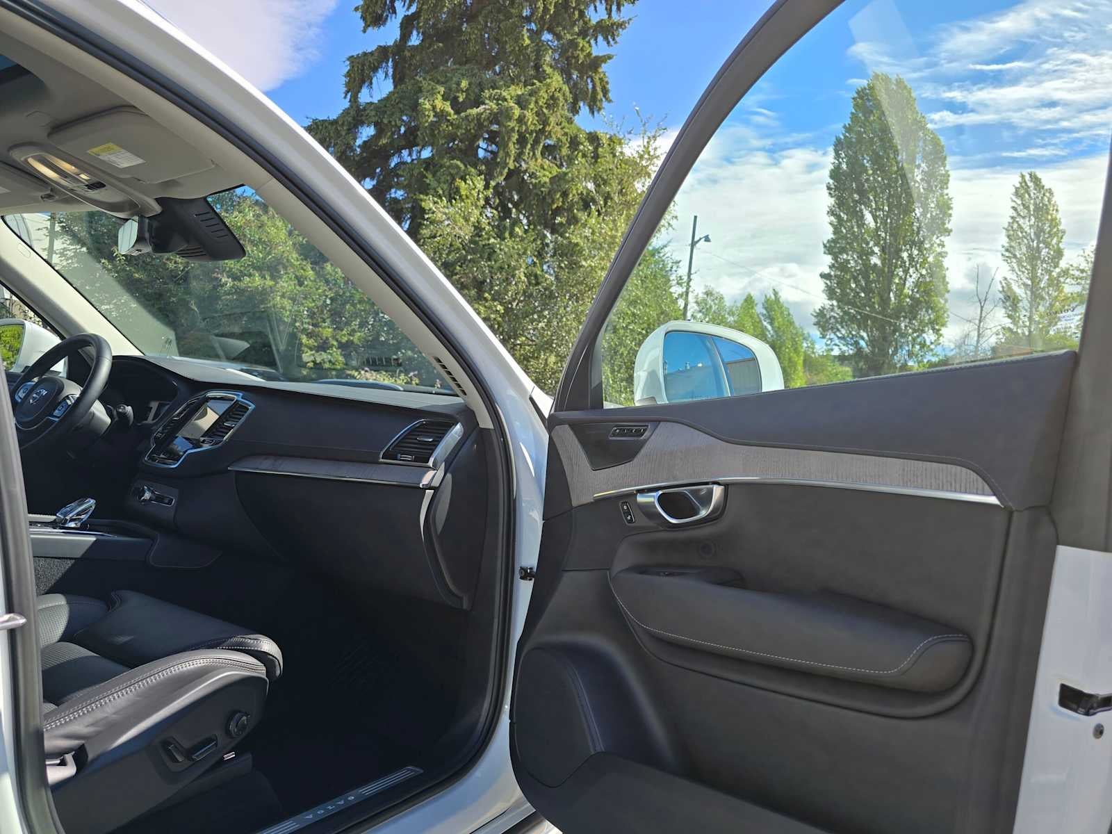 2023 Volvo XC90 Ultimate