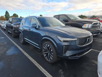 2025 Volvo XC90 Plus