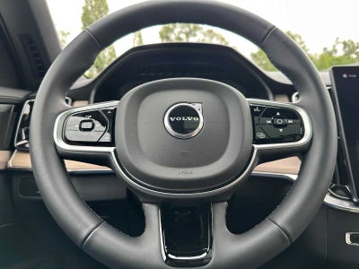 2025 Volvo XC90 Plus
