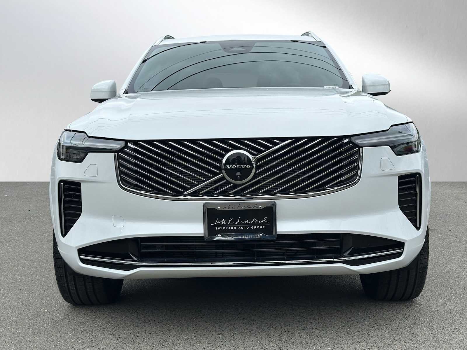 2025 Volvo XC90 Plus