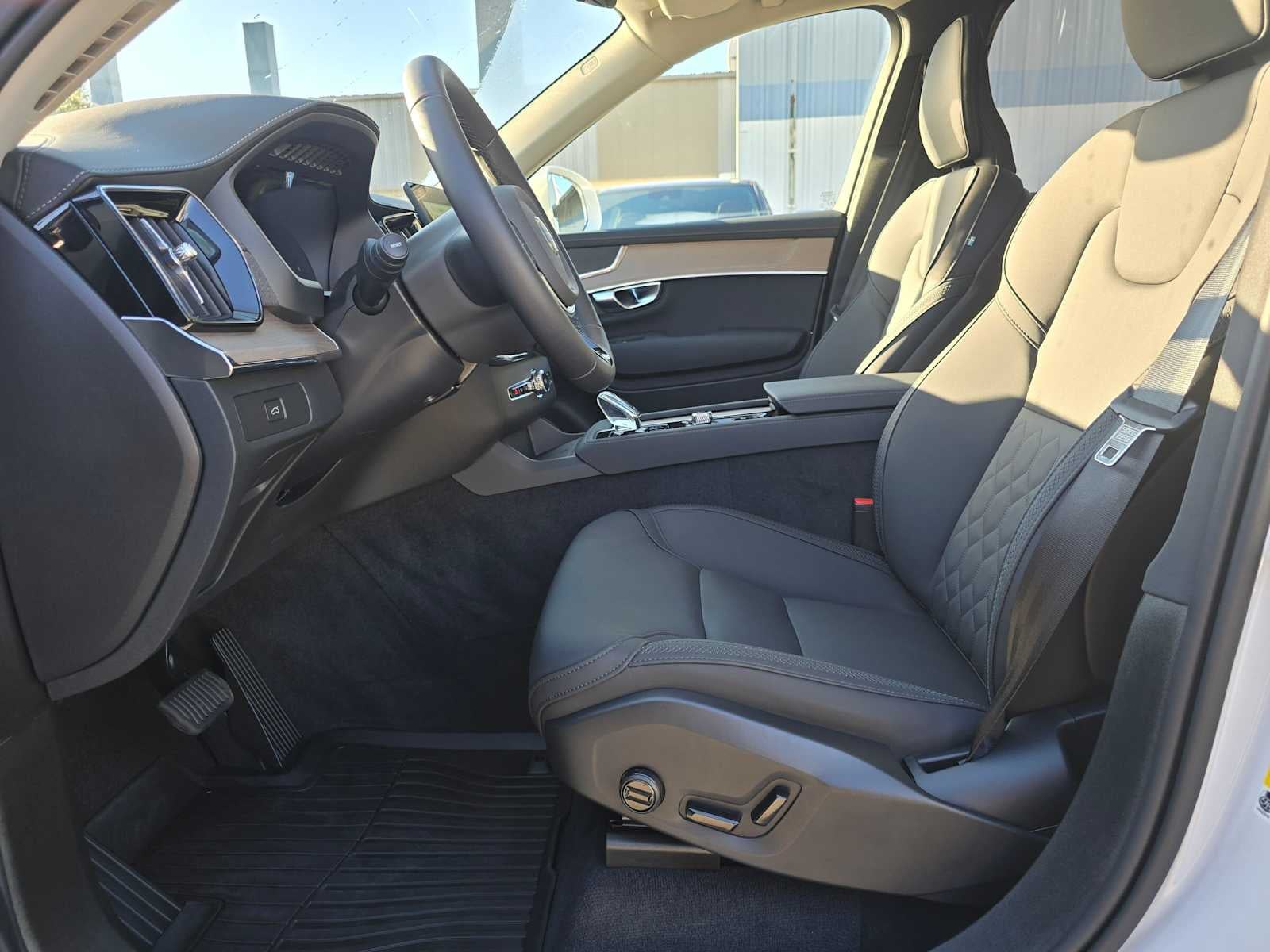 2026 Volvo XC90 Plus