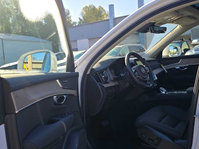 2026 Volvo XC90 Plus