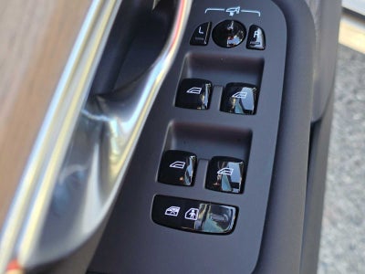 2026 Volvo XC90 Plus