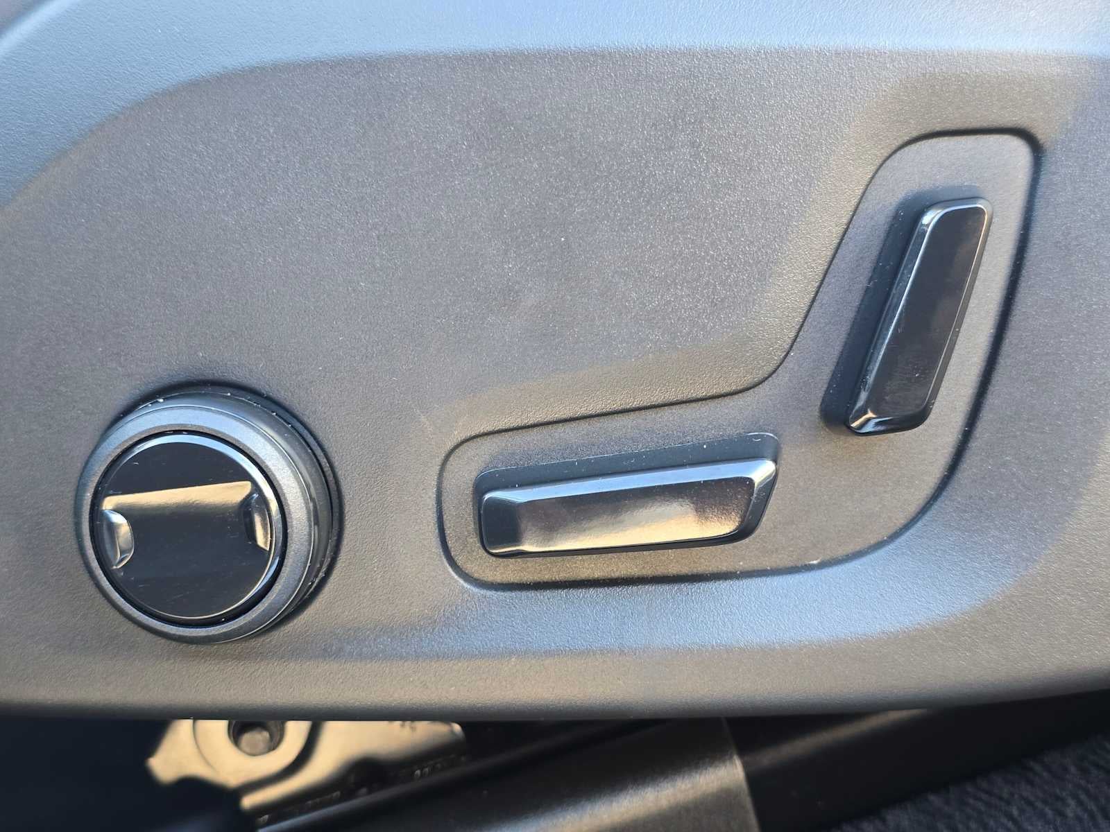 2026 Volvo XC90 Plus