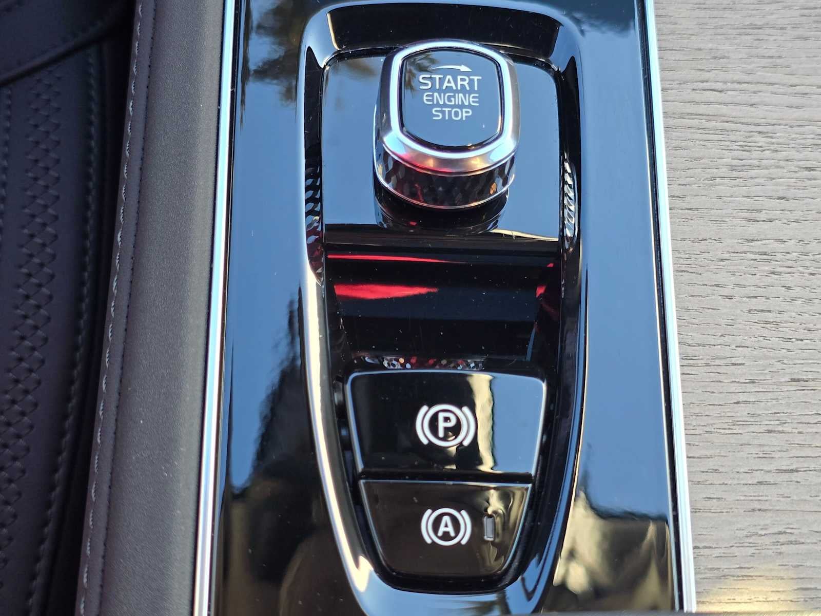 2026 Volvo XC90 Plus
